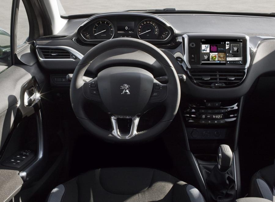  Peugeot 208 Ice Velvet 2012 года  (фото 15 из 33)